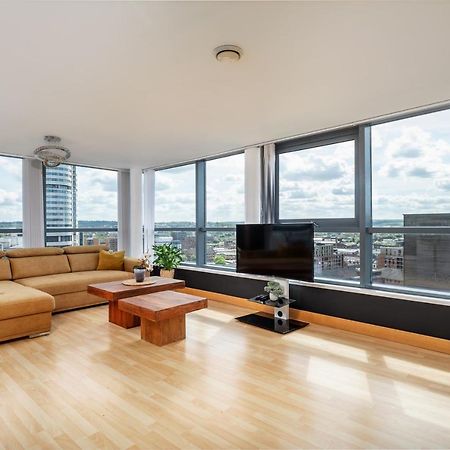 Leeds Most Stunning Penthouse! - Sleeps 8 Apartment Екстериор снимка